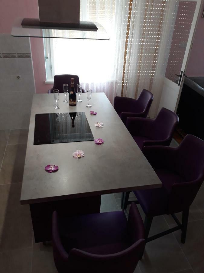 Apartment Vana Trogir Luaran gambar